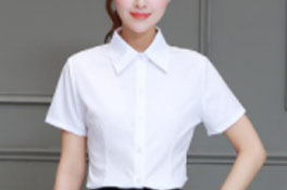 白色襯衫搭配什么褲子好？女白襯衫搭配什么外套好？